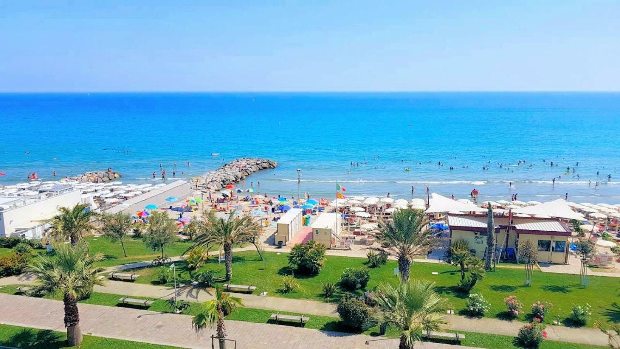 Appartamento Frontemare Marina dʼMarina dʼAndora Bagian luar foto